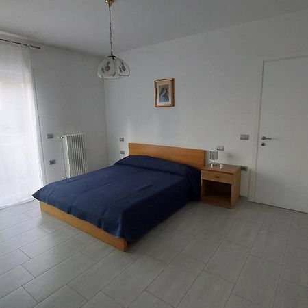 Casa Nicky Villa Абано Терме Стая снимка